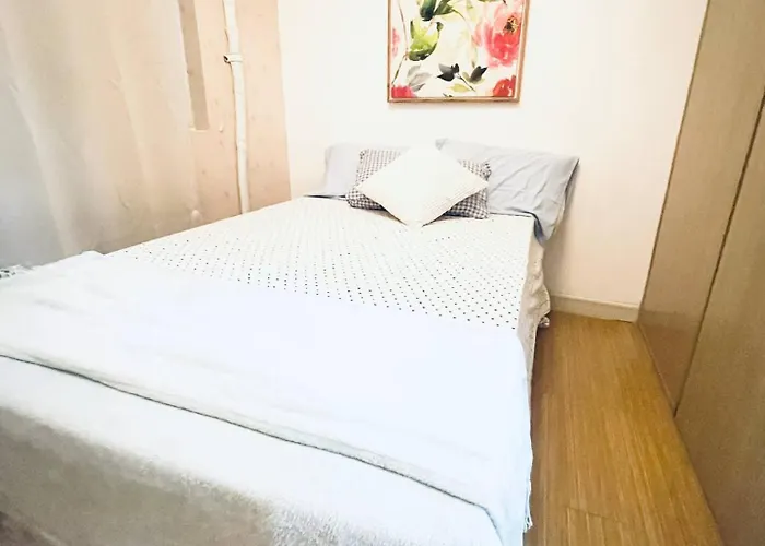 Aparthotel Cozy And Relaxing Near Bgc 3*